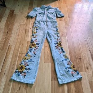 Super cute DRIFTWOOD jumpsuit by free people